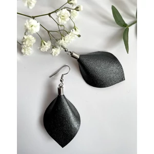 Sziromlevél fülbevaló - fekete