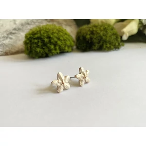 Kis virág fülbevaló - rosegold (fémmentes változatban is kérheted)