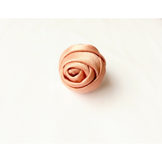 Rózsaszín rózsás gyűrű