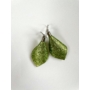 Kép 4/5 - Extra csillogó sziromlevél fülbevaló - világos zöld