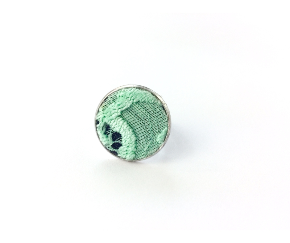 Menta-zöld csipke gyűrű