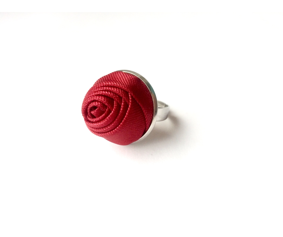 Bordó rózsás gyűrű